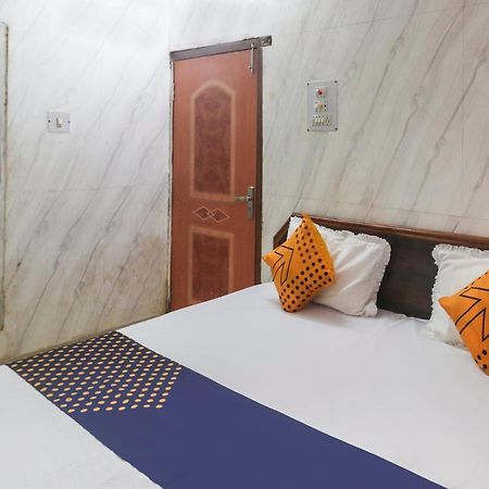 Spot On 67728 Ashish Guest House Jaunpur Exteriör bild