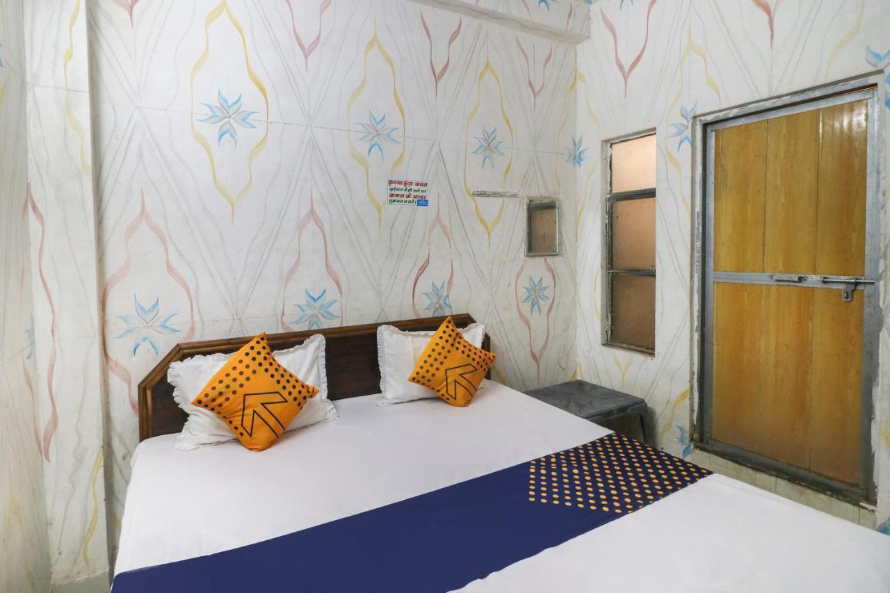 Spot On 67728 Ashish Guest House Jaunpur Exteriör bild